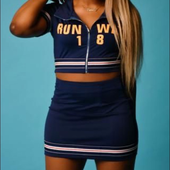 Runaway 18 Set - Picture 1 of 10